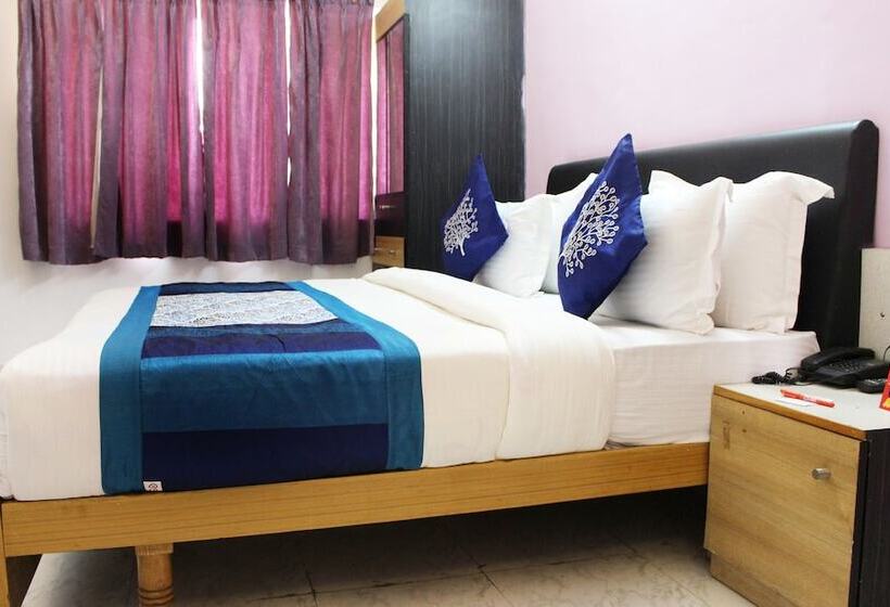 בית מלון כפרי Fabexpress Central Park