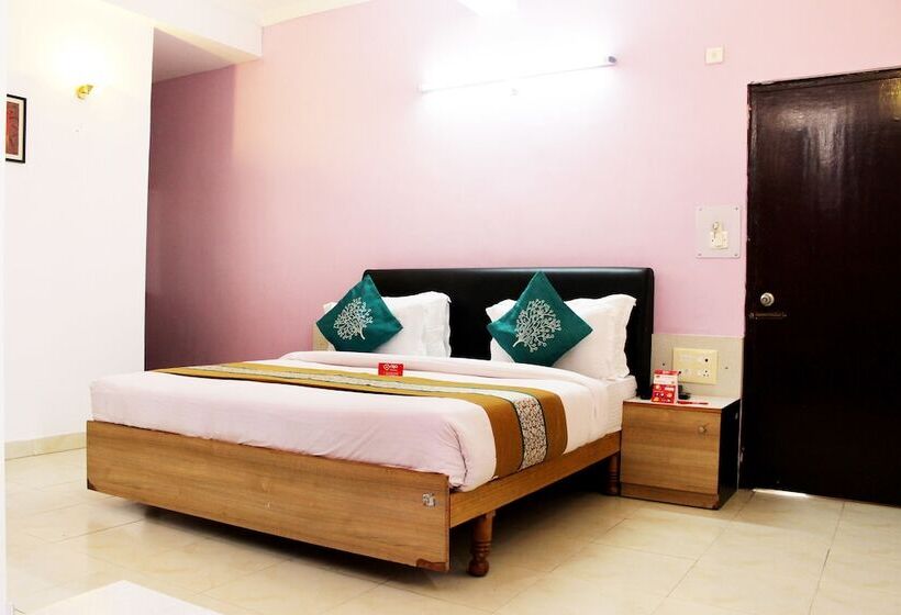 בית מלון כפרי Fabexpress Central Park