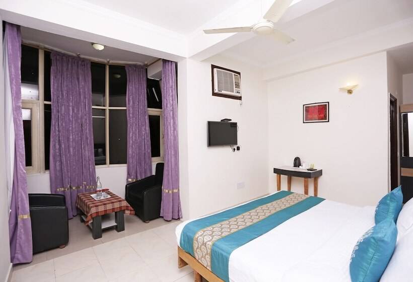 בית מלון כפרי Fabexpress Central Park