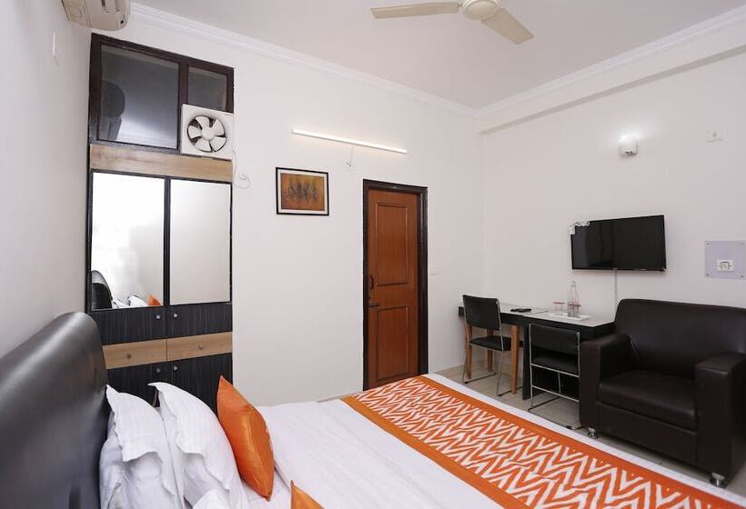 בית מלון כפרי Fabexpress Central Park