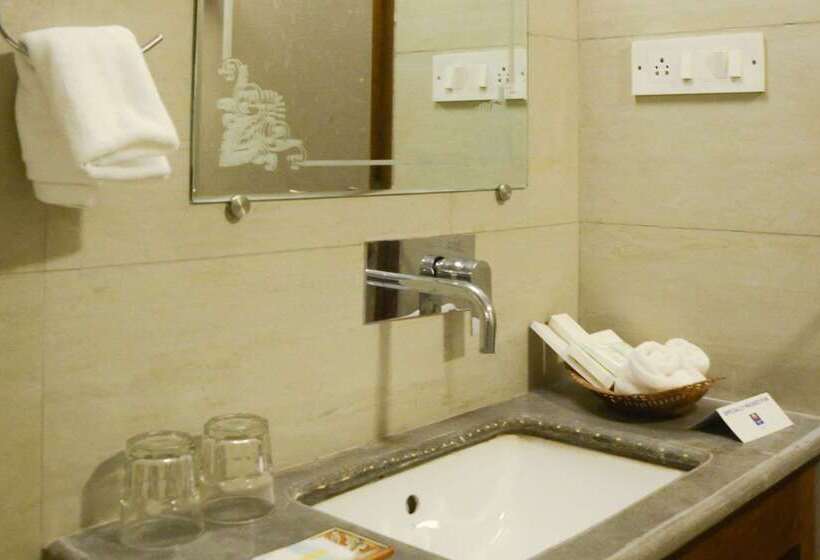 فندق Comfort Inn Emerald