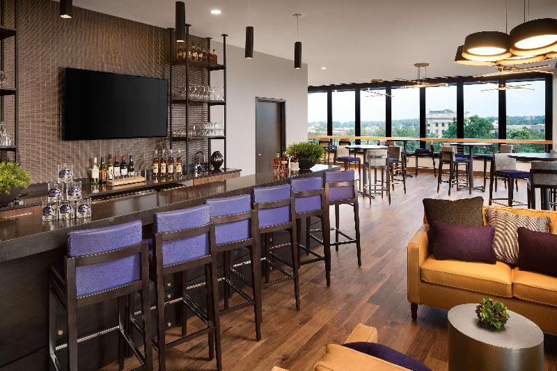 Отель Doubletree By Hilton Greeley At Lincoln Park
