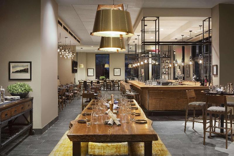 Отель Doubletree By Hilton Greeley At Lincoln Park