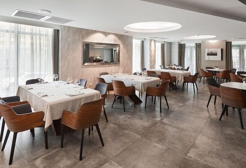 هتل Gallery Palace