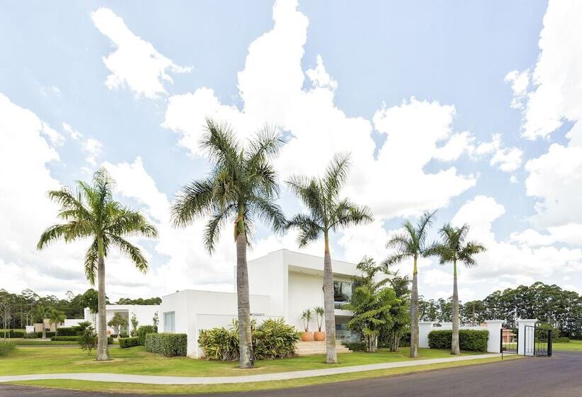 Green Village Hotel E Restaurante