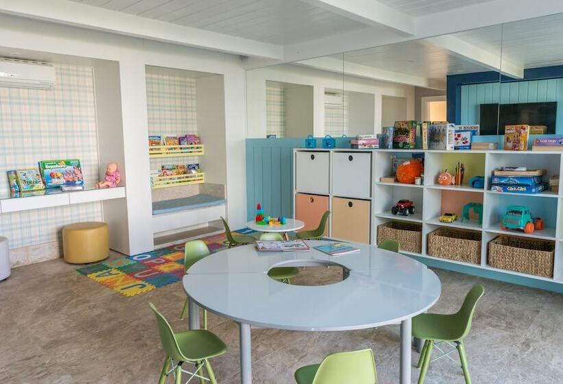 Green Village Hotel E Restaurante