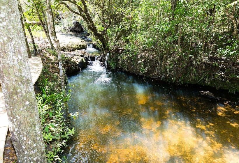 Green Village Hotel E Restaurante