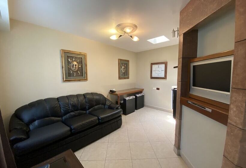 فندق Hacienda Del Viejo