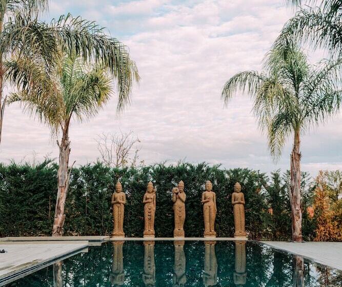 Отель Herdade Da Rocha Boutique Lodge