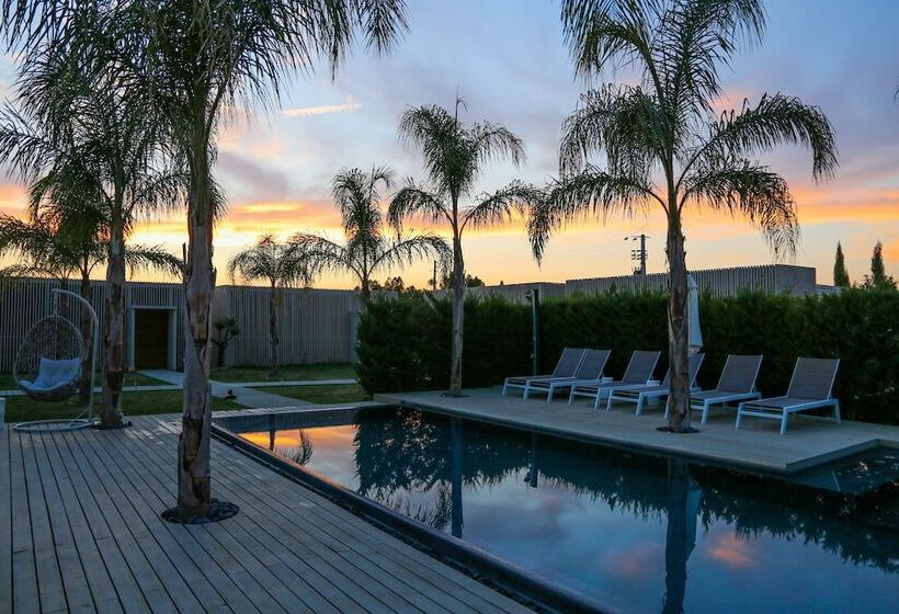 Отель Herdade Da Rocha Boutique Lodge