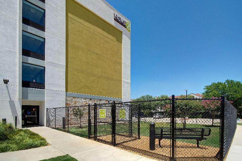 هتل Home2 Suites By Hilton Dallas Addison