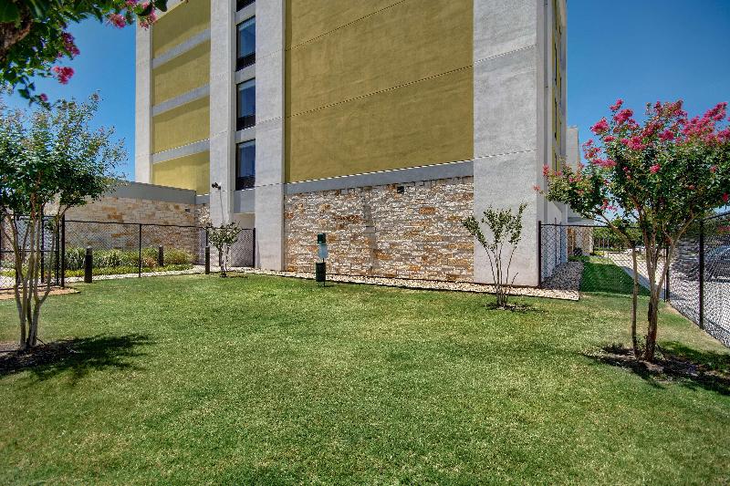 فندق Home2 Suites By Hilton Dallas Addison