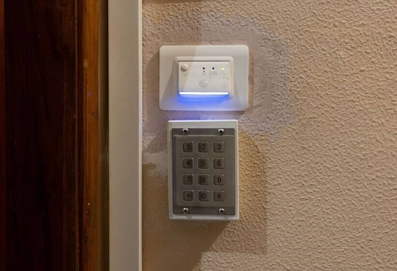 هتل La Loggia De' Banchi