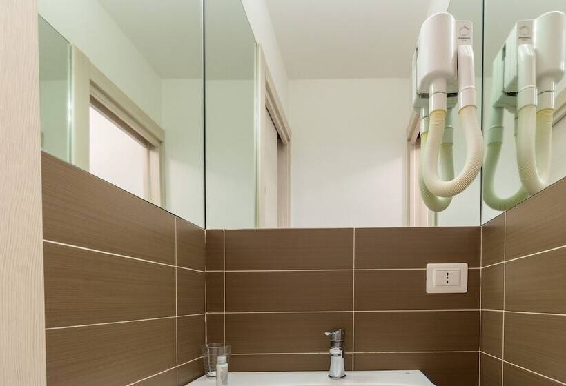 هتل La Loggia De' Banchi