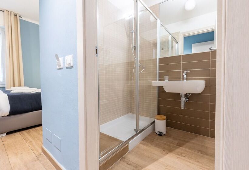 هتل La Loggia De' Banchi