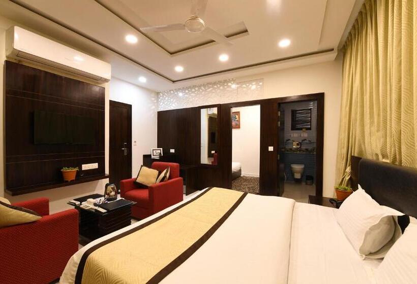 호텔 Madhav Muskan Residency