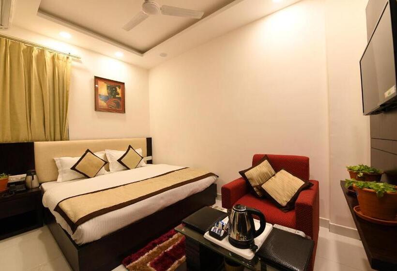 호텔 Madhav Muskan Residency