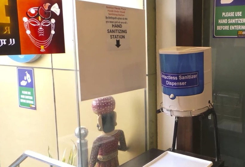 호텔 Madhav Muskan Residency