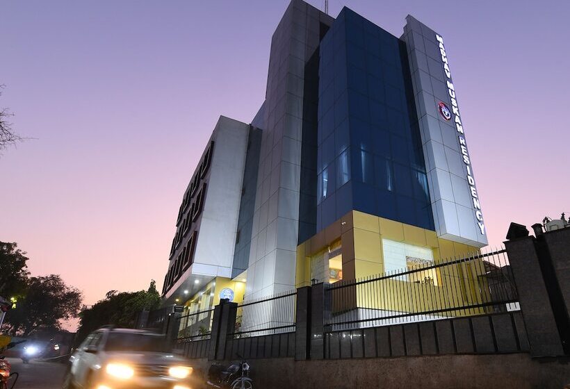 호텔 Madhav Muskan Residency