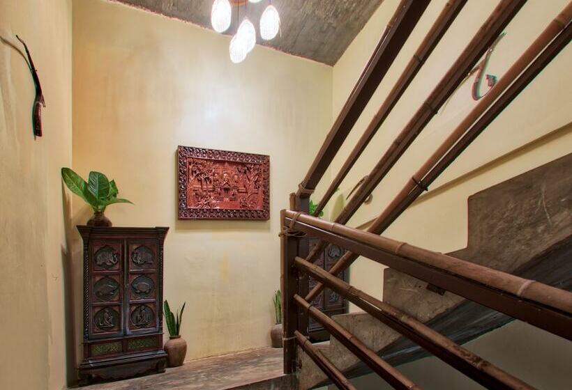 هتل Mane Village Suites