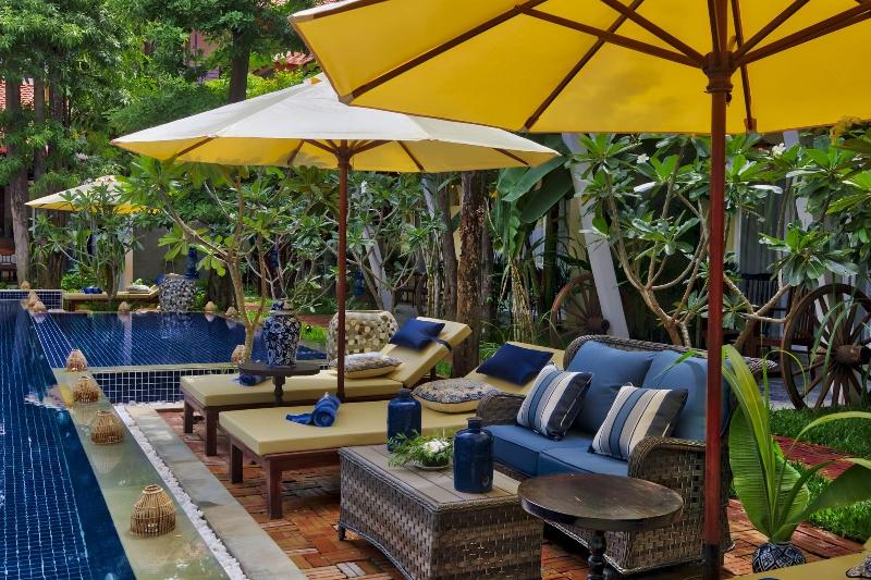 هتل Mane Village Suites