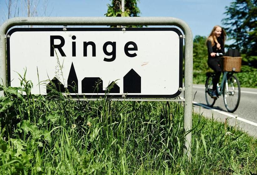 בית מלון כפרי Midtfyns Ferieby