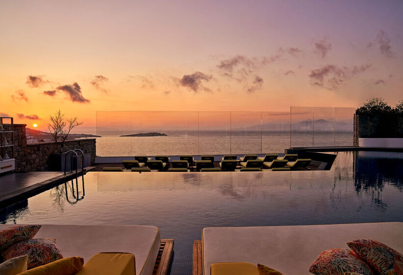 هتل Myconian Korali Relais & Chateaux