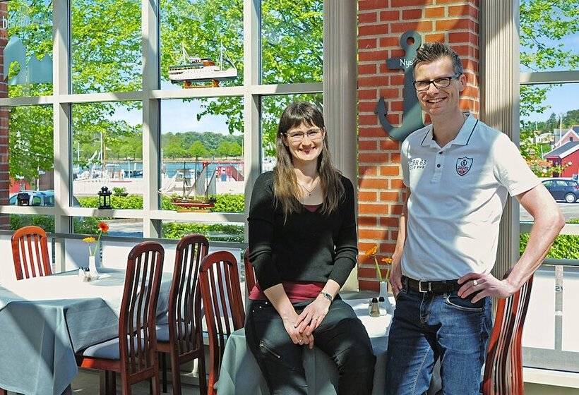 ホテル Nysted Havn