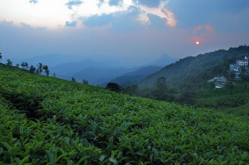 هتل Parakkat Nature Resort