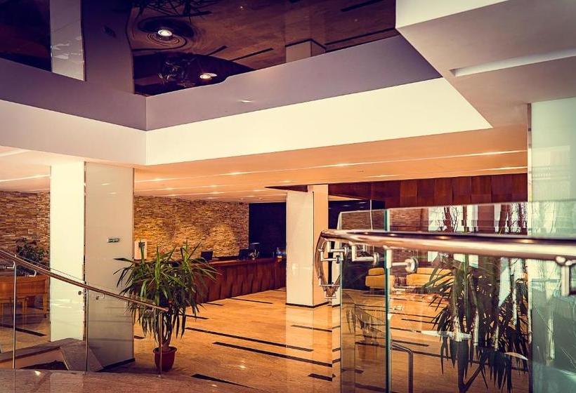 בית מלון כפרי Perla