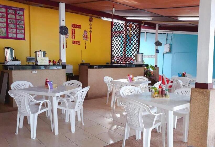 Отель Phi Phi View Point Resort