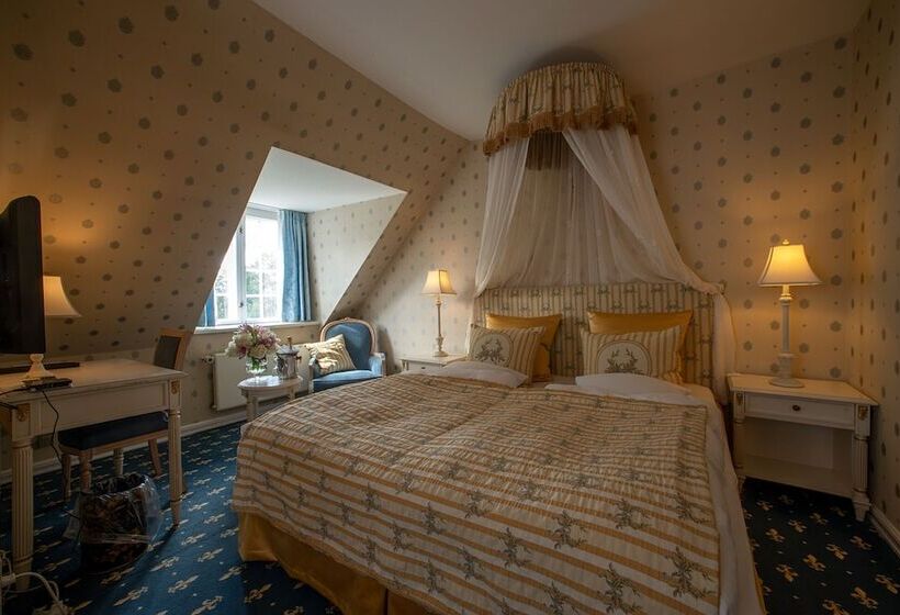 فندق Sauntehus Castle