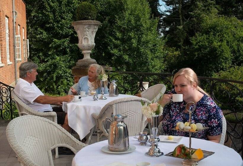 فندق Sauntehus Castle