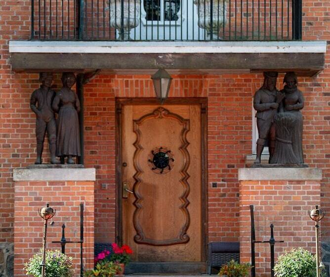 فندق Sauntehus Castle