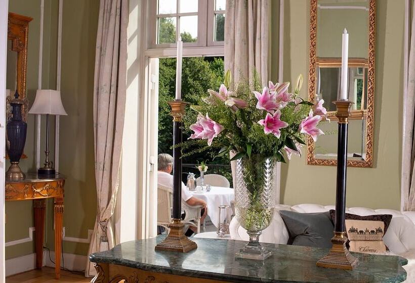 בית מלון כפרי Sauntehus Castle