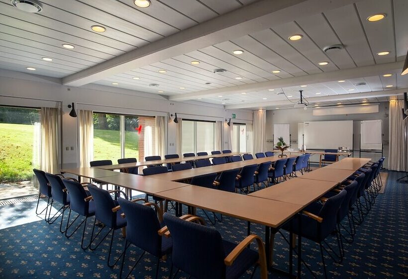 בית מלון כפרי Sauntehus Castle