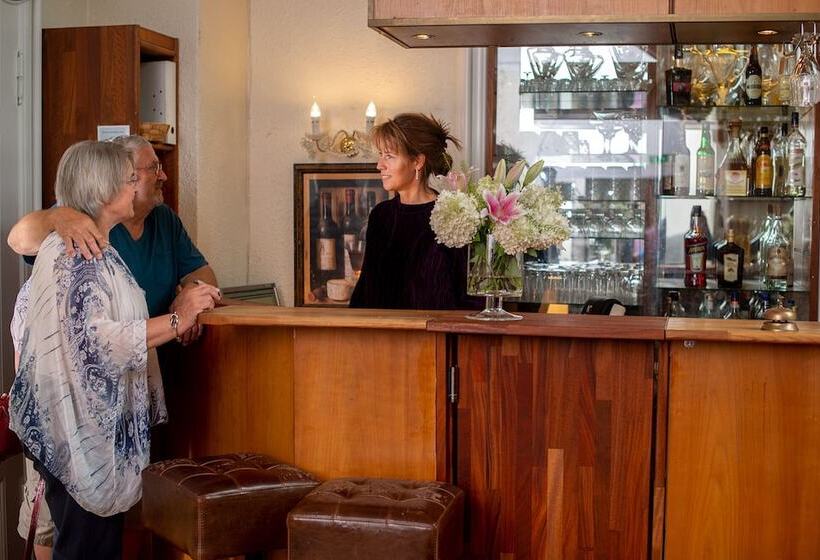 فندق Sauntehus Castle