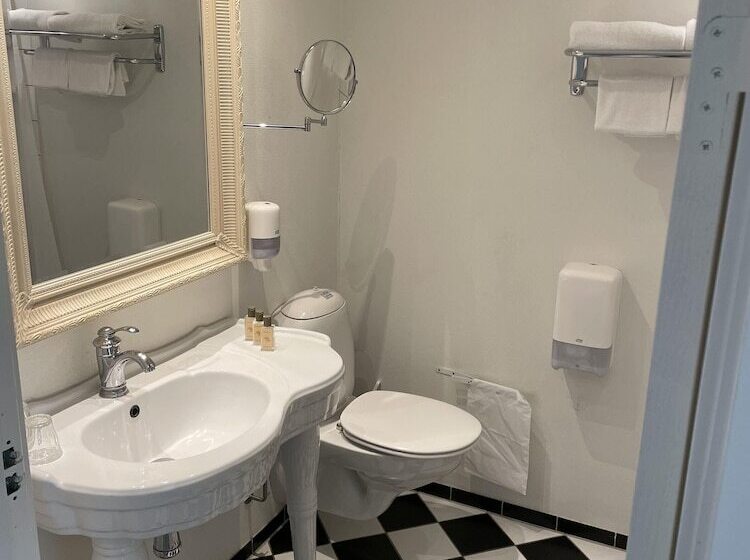 בית מלון כפרי Sauntehus Castle