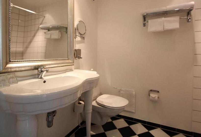 فندق Sauntehus Castle