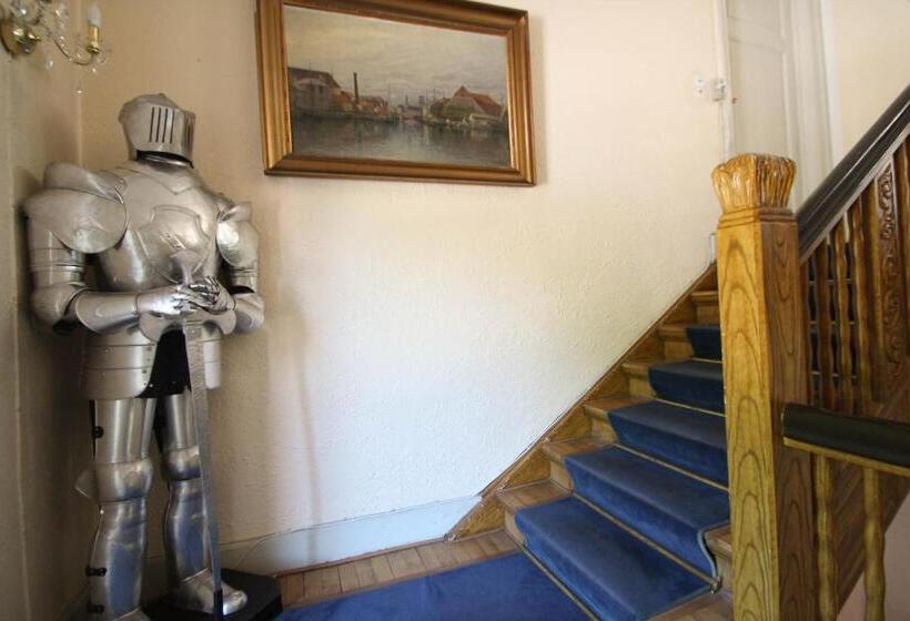 בית מלון כפרי Sauntehus Castle