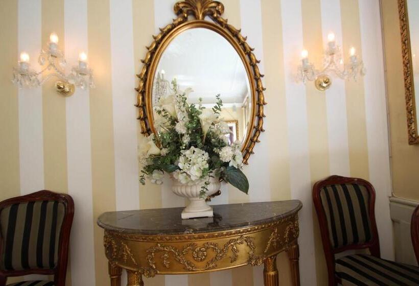 فندق Sauntehus Castle