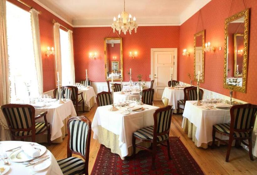 فندق Sauntehus Castle