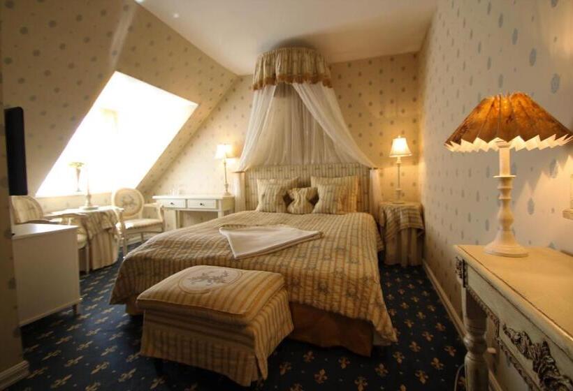 فندق Sauntehus Castle