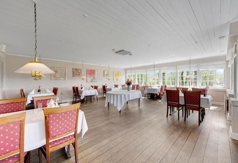 ホテル Skovdal Kro