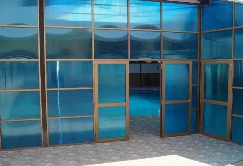 Отель & Spa Las Taguas