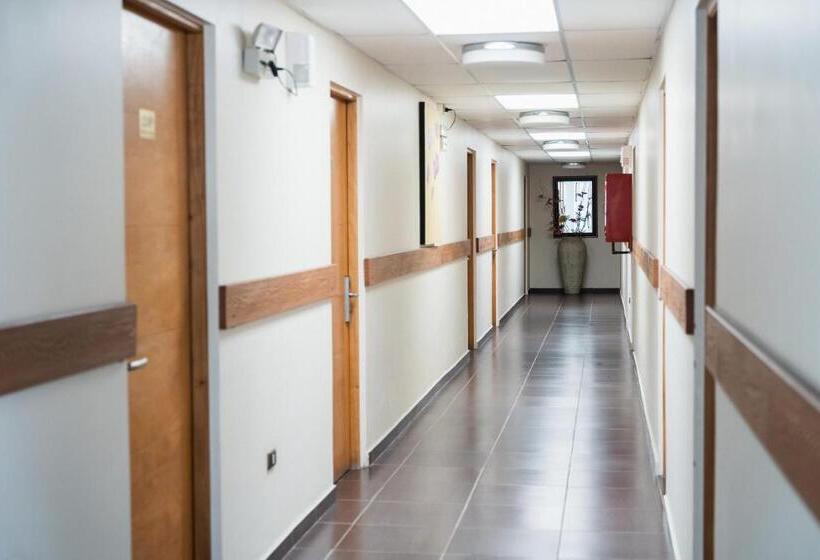 Отель & Spa Las Taguas