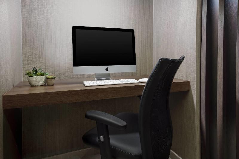 בית מלון כפרי Springhill Suites By Marriott Belmont Redwood Shores