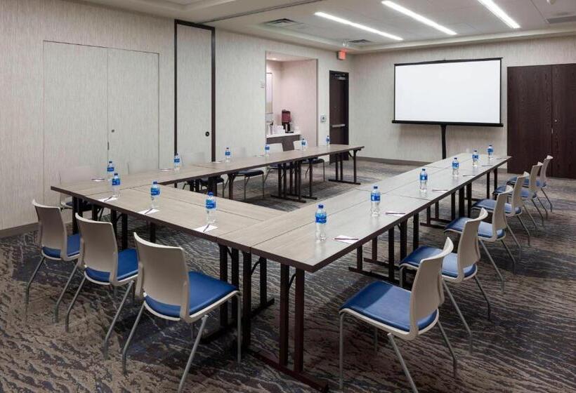 فندق Springhill Suites By Marriott Clearwater Beach