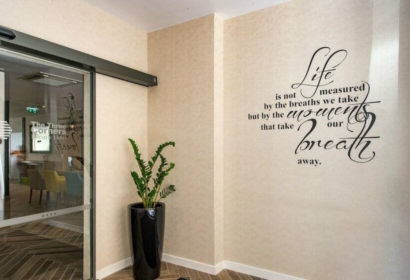 בית מלון כפרי Three Corners Lifestyle