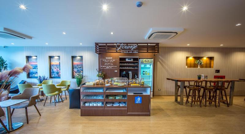 호텔 The Three Hat Yai